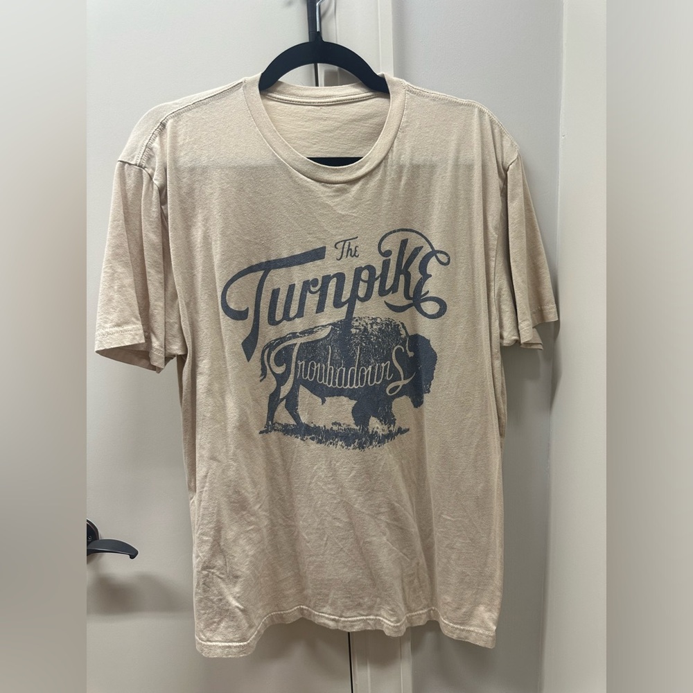 Turnpike Troubadours Tee // No Size Tag Estimate is Large